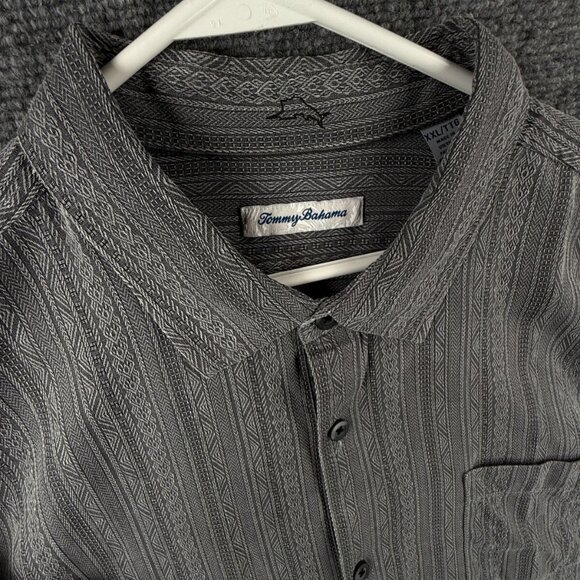 Tommy Bahama 2XL Tiki Gray Silk Button Up Shirt Short Sleeve Hawaii Adult Men - Picture 7 of 15